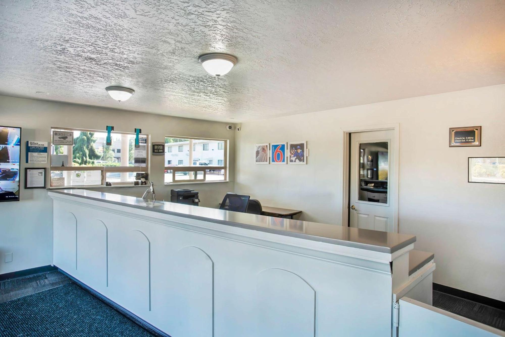 Motel 6-Gresham, Or - Portland Zewnętrze zdjęcie